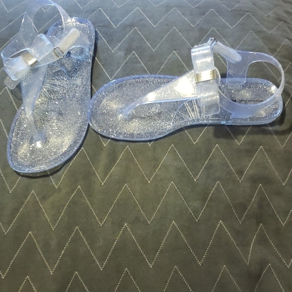 GIRLS AMERICAN EAGLE CLEAR SANDALS - Picture 5 of 7